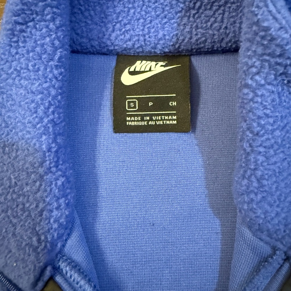 Nike Half Zip Pullover - image 2